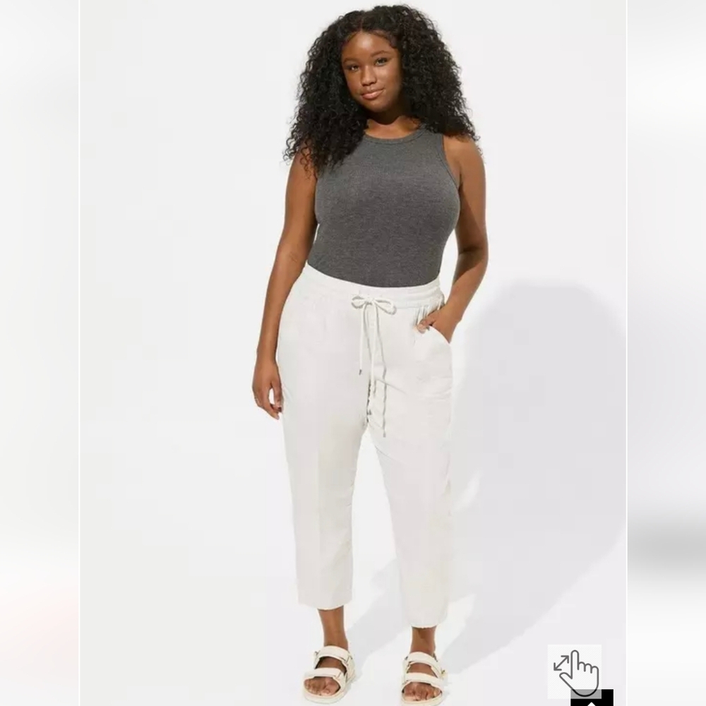 NWT Torrid Crop Stretch Poplin Pant - Picture 11 of 12